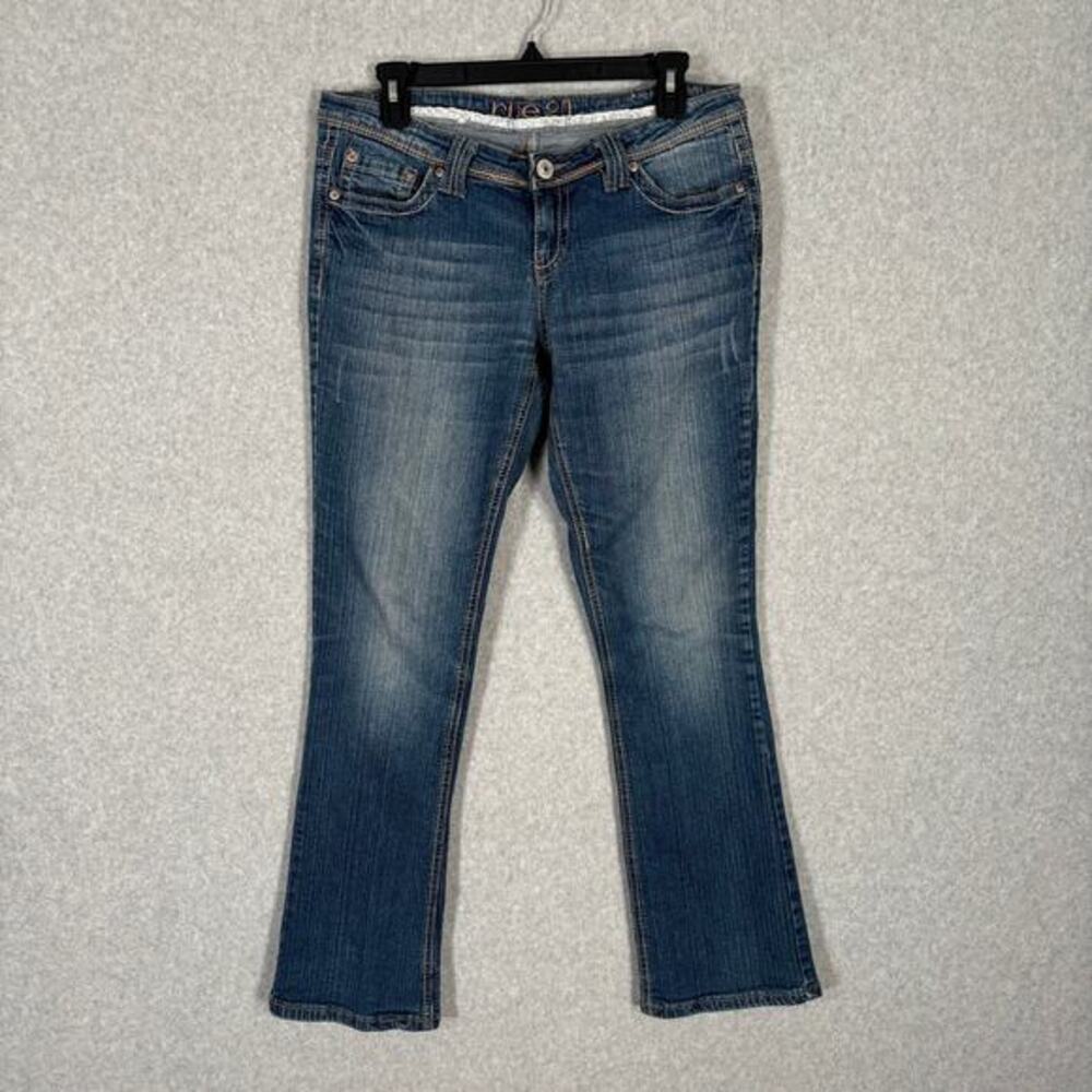Y2K Rue 21 Low Rise Slim Bitty Boot Jeans Size‎ 8S Bootcut Pocket Flap 2000s